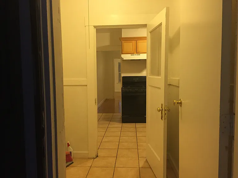 5440 Trask St — Photo 3