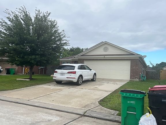 2nd image of 17915 Seco Creek Ln