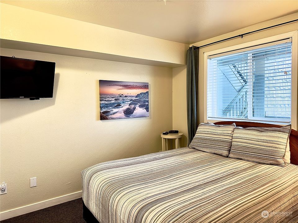 Nautilus Apartments Ocean Shores, WA Zillow