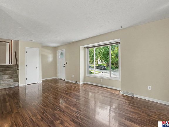 5th image of 3323 S 158th St