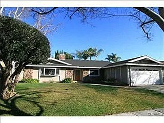 2650 Sweetbriar Dr photo 1