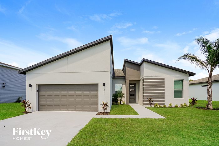 1st image of 211 Hyacinth Ct