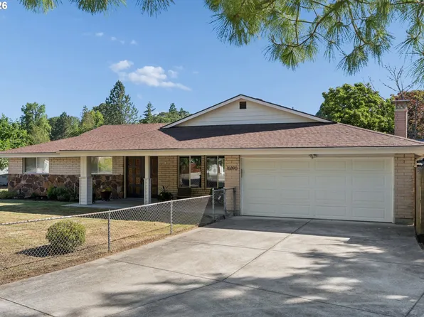 16890 SE Carmel Ct, Milwaukie, OR 97267