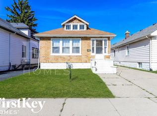 1306 Brookside Ave, Waukegan, IL 60085