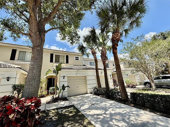 2nd image of 4855 Palmbrooke Cir #4855