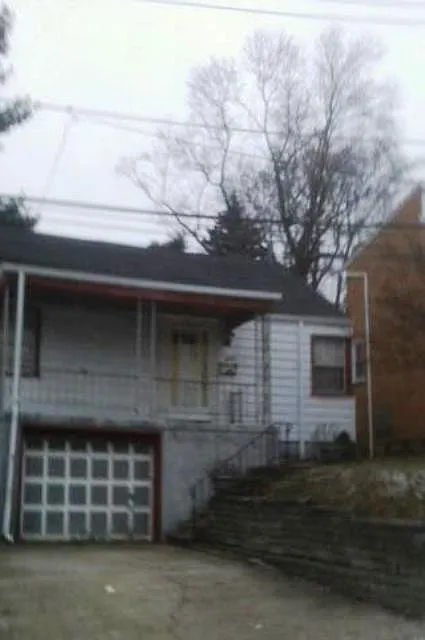 807 Steiner St photo 1