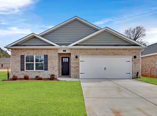 41 Cattail Ct, Guntersville, AL 35976