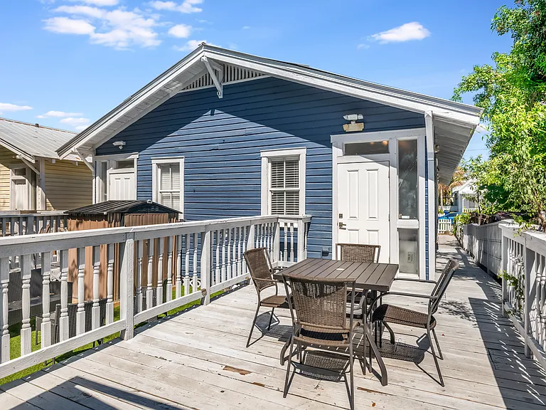 back yard dining table