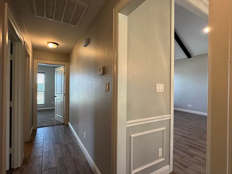 205 Meadow Ln — Photo 18