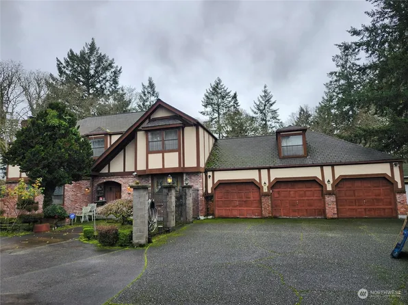 8704 Lake Steilacoom Point Road SW, Lakewood, WA 98498