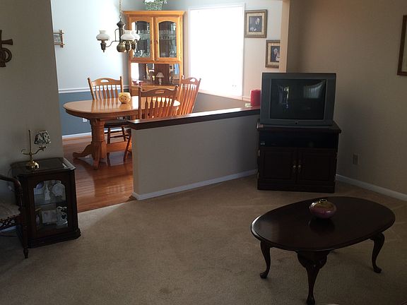 4th image of 5862 Seiler Dr