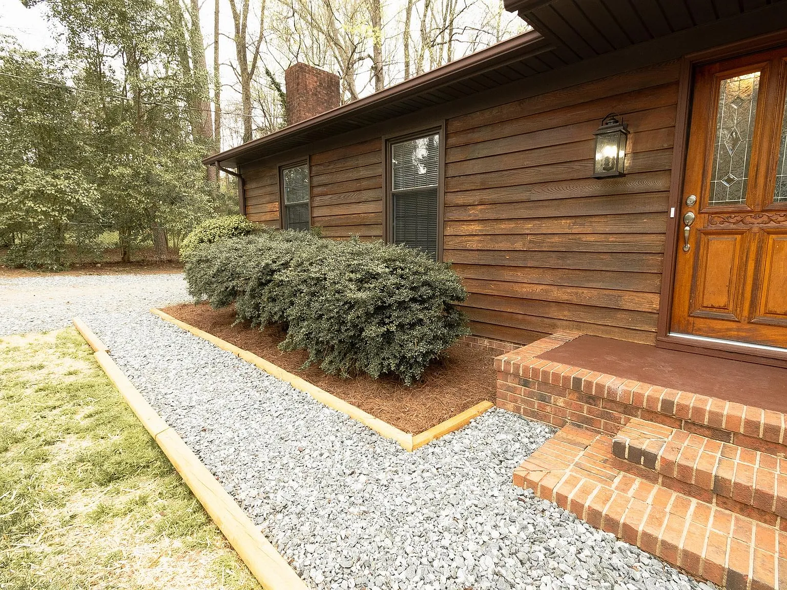 4 bed, 1836 sqft, $2,000 — Photo 3