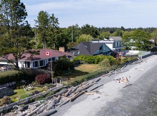 3767 Waring Pl, Saanich, BC V8P5E9
