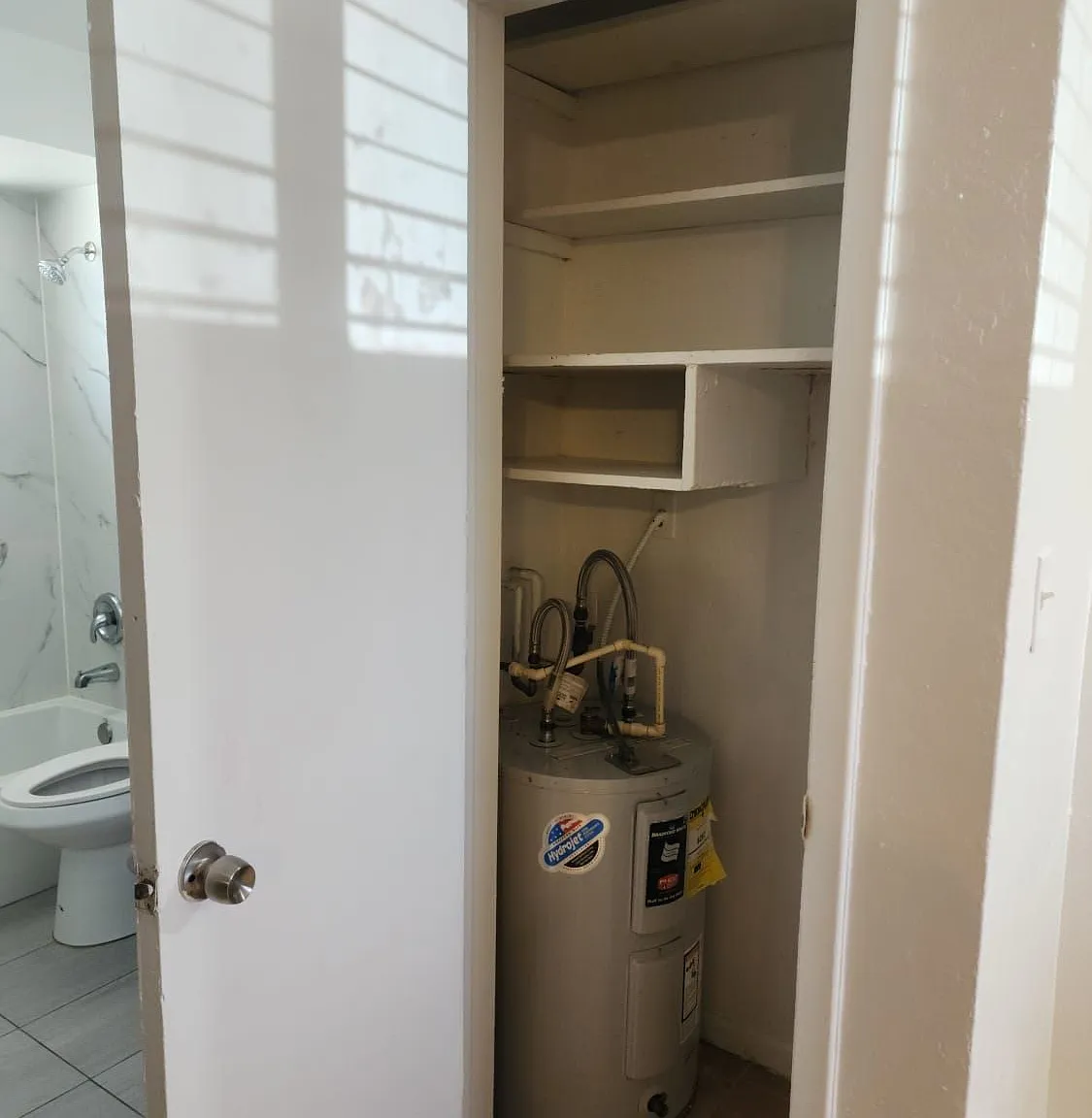 1 bed, 1.0 bath, 650 sqft, $1,450 — Photo 2