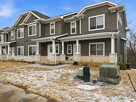 2nd image of 458 Cherry Ave