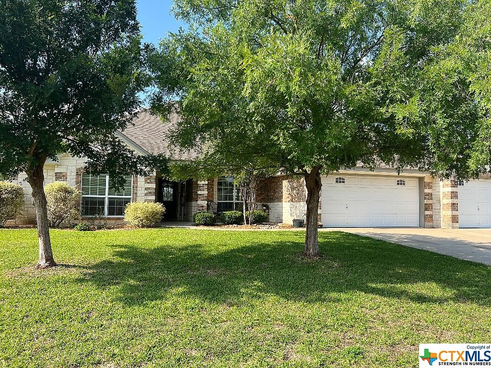 1st image of 1525 Hazelnut Dr