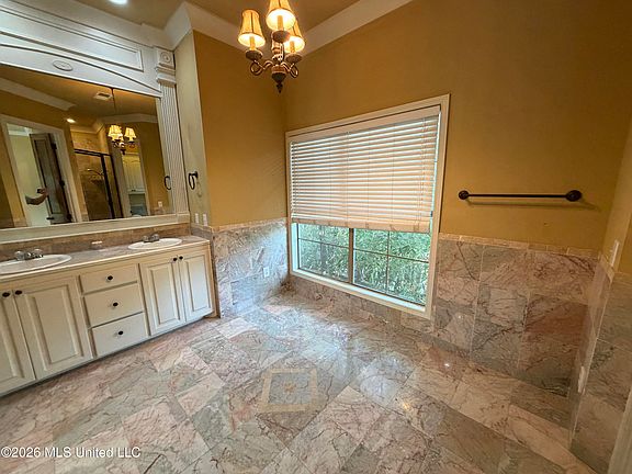 5th image of 1189 Old Fannin Rd Suite M