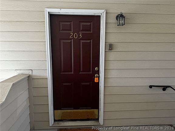 2nd image of 1811 Balmoral Dr APT 203