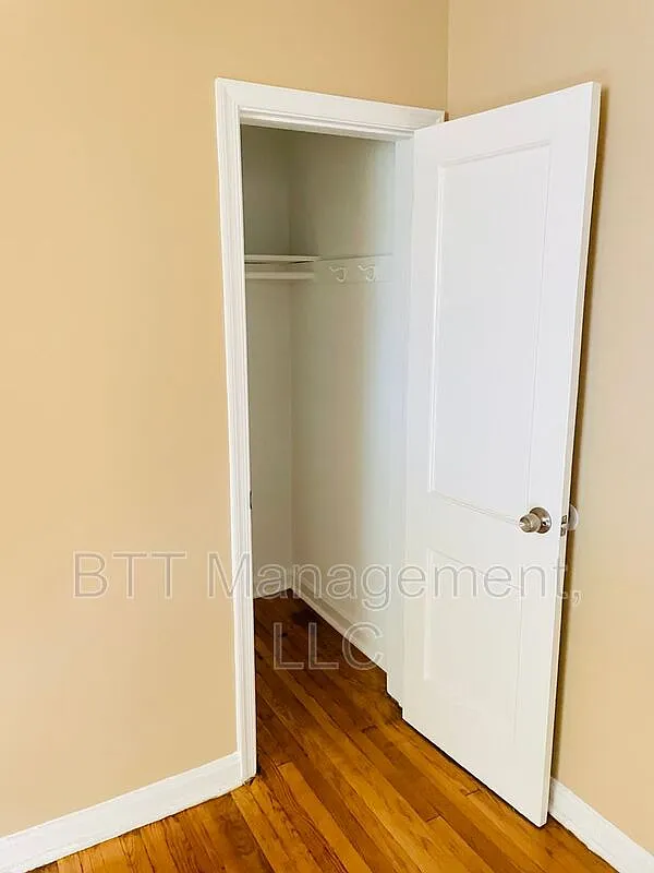 1 bed, 1.0 bath, 650 sqft, $1,375 — Photo 2