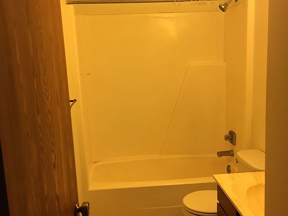 4th image of 5122 25th Avenue Ct APT 11