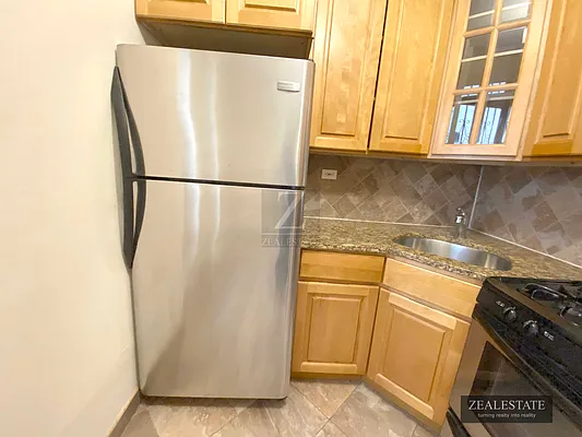 Rented by ZealEstate Group Inc | media 23