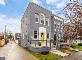 729 Roxboro Pl NW, Washington, DC