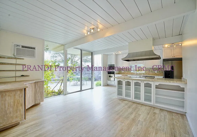 1309 Idylberry Rd — Photo 7