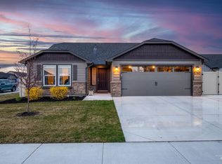 1790 E Porter St, Kuna, ID 83634