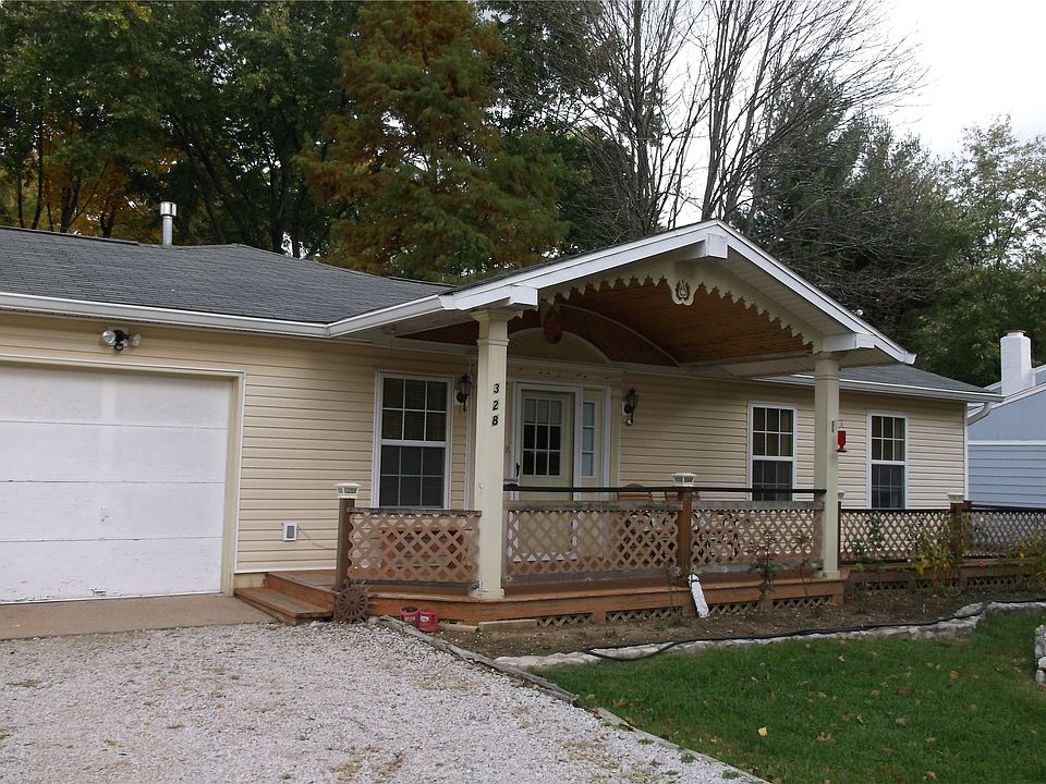 2nd image of 328 S Cedar Dr