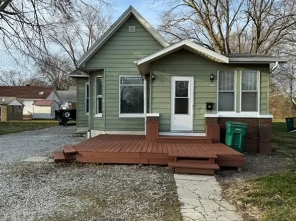 224 W Pierce St, Macomb, IL 61455