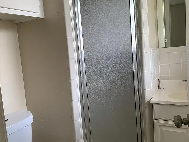 5815 Darlinghurst Dr — Photo 9