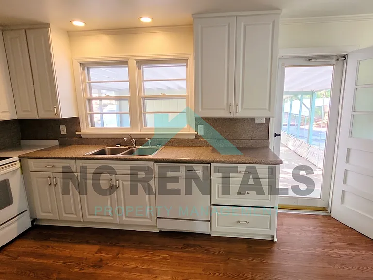 3216 Hursey St — Photo 8