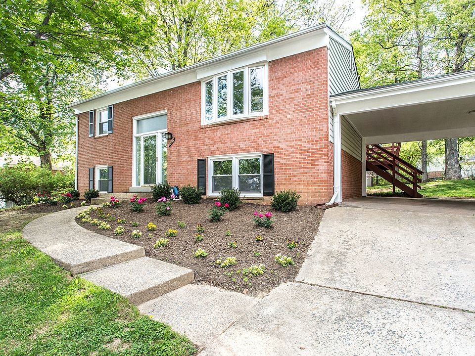 1st image of 13703 McGill Dr