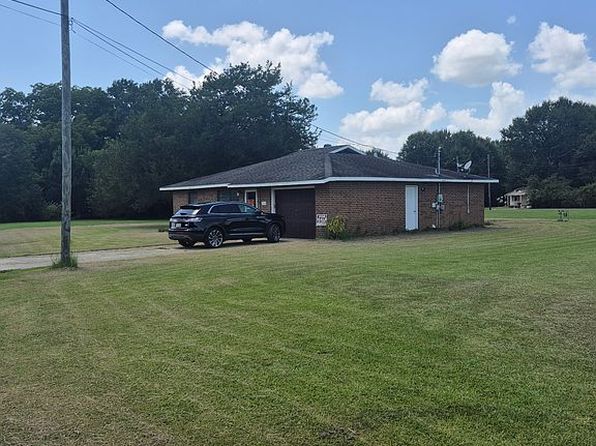 111 Poppy Dr
