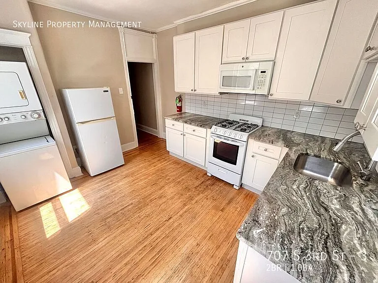 707 S 3rd St #3 — Photo 14