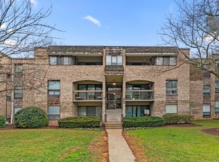 435 Christopher Ave APT 11, Gaithersburg, MD 20879