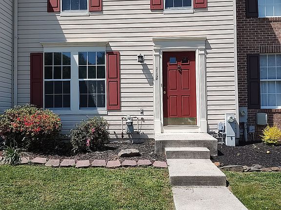 2nd image of 112 Paden Ct