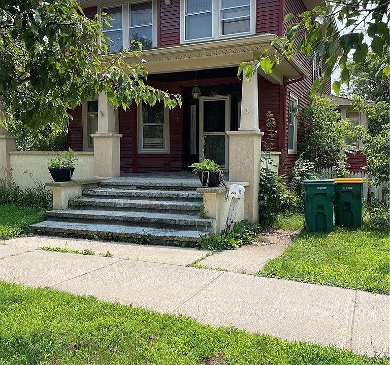 1st image of 223 N School St