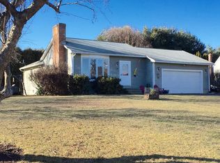 27 Meadowbrook Dr, Sunderland, MA 01375