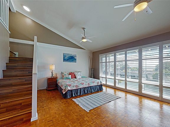 4th image of 205 Kawaihae St #A2