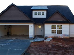 126 Gallant Ln, Anderson, SC 29621