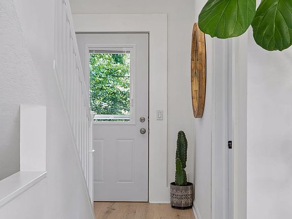 3rd image of 20860 Excelsior Blvd