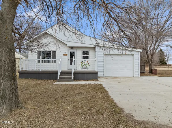 1 Perkins St, McGregor, ND 58755