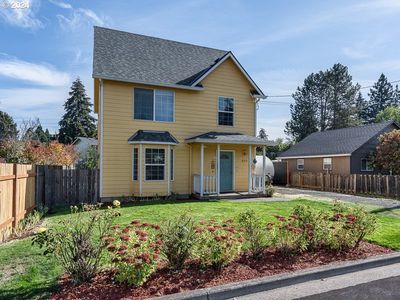 890 NE 4th Ave, Hillsboro, OR, 97124