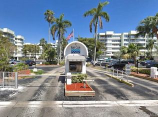 16565 NE 26th Ave APT 5I, North Miami Beach, FL 33160