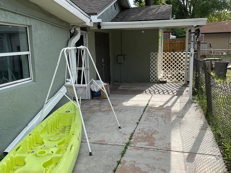640 Ponderosa Dr E #B — Photo 1