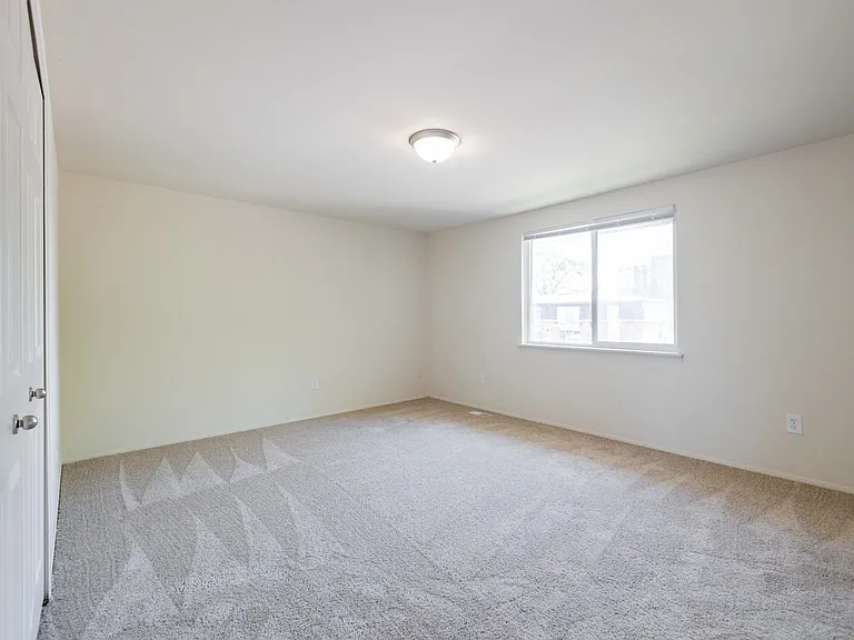 Coach House Apartments — Photo 13