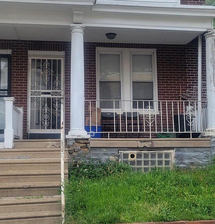 1st image of 1241 E Stafford St
