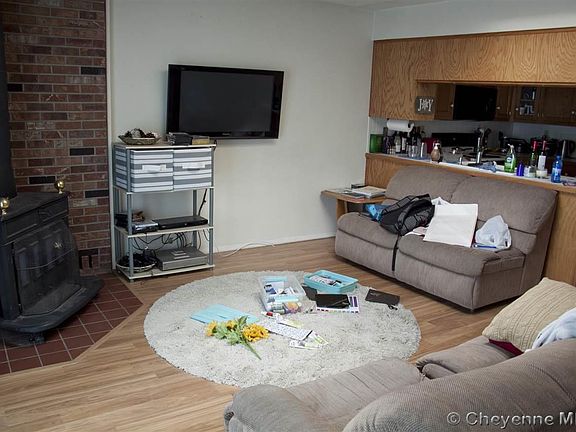 4th image of 1072 N 18th St