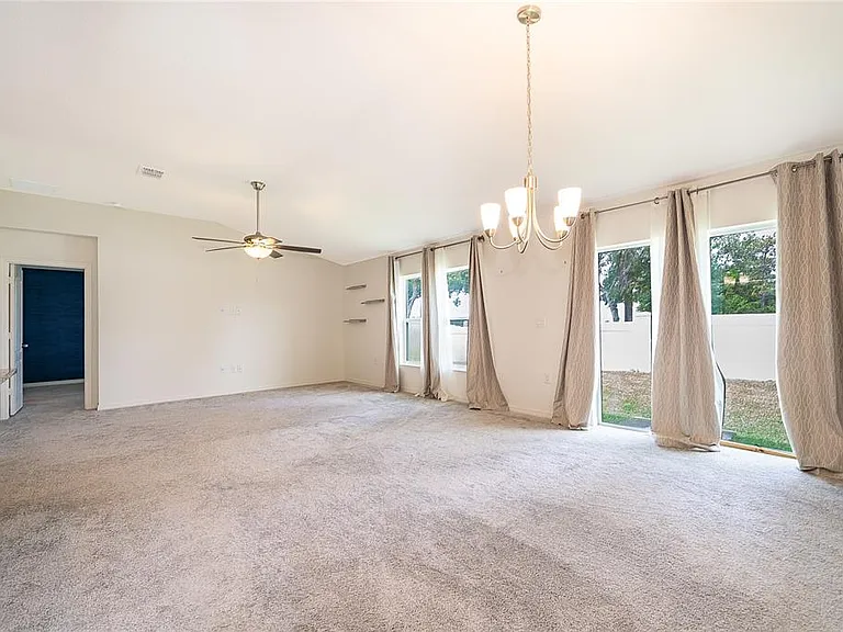 2405 Bulrush Dr — Photo 11